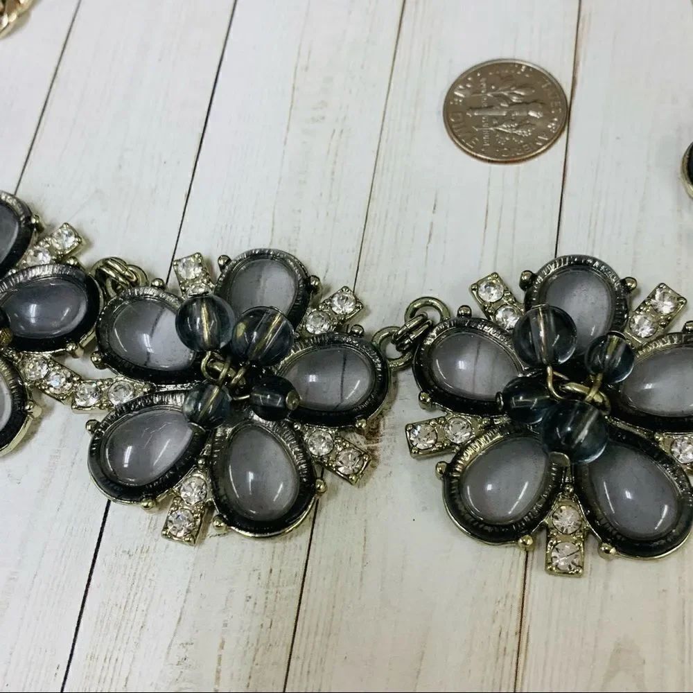Gray Crystals Flower Statement Necklace - Picture 2 of 3